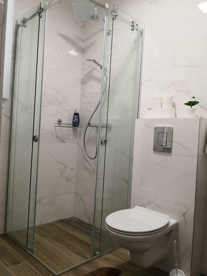 Vasa Central Studio Novi Sad Bagian luar foto